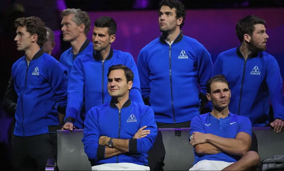 Nadal bật khóc trong ngày giã từ sự nghiệp của Federer!