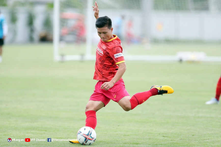 Quang Hải đang bắt nhịp với lối chơi của Pau FC
