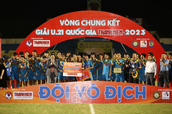Đội PVF-CAND vô địch giải U21 quốc gia 2023