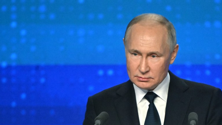 Tổng thống Putin tuyên bố đáp trả Phần Lan