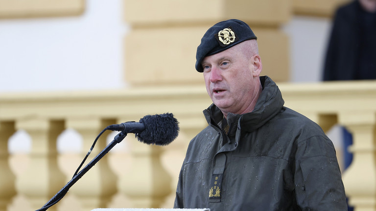 Tướng Hà Lan: Amsterdam nên chuẩn bị cho cuộc chiến với Nga