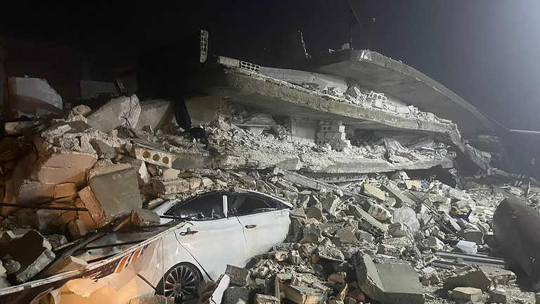 Động đất mạnh làm rung chuyển Syria, Thổ Nhĩ Kỳ, hàng trăm người thiệt mạng