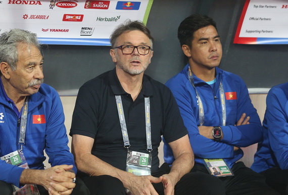 HLV Philippe Troussier chính thức chia tay đội tuyển Việt Nam!