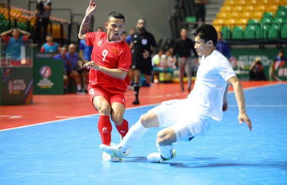 Tuyển Futsal Việt Nam thua ngược đáng tiếc trước Uzbekistan